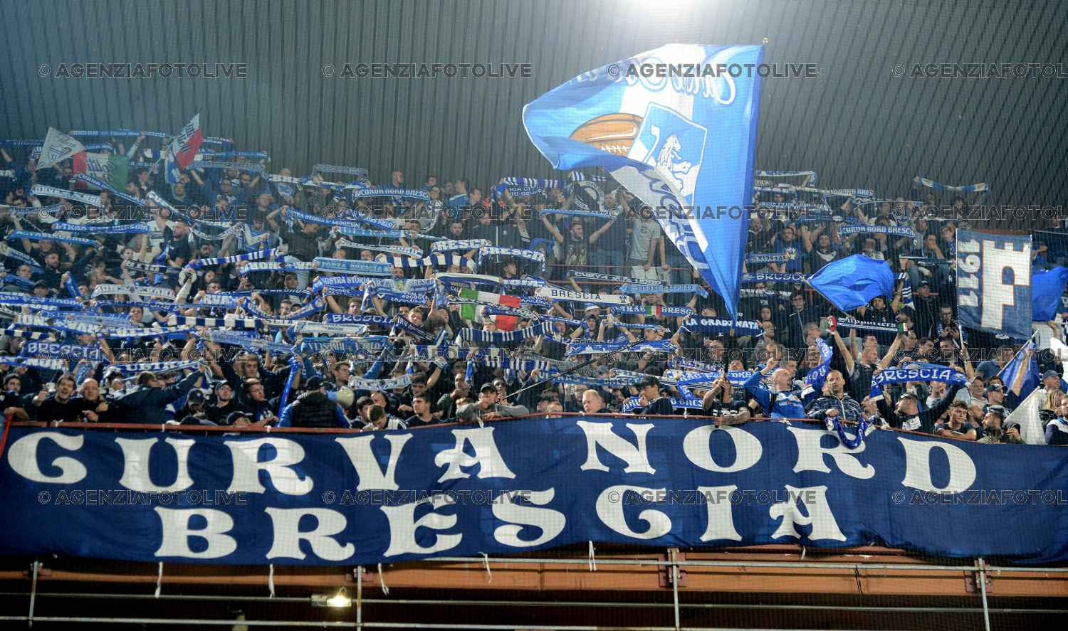 Genoa Brescia curva Nord fotolive